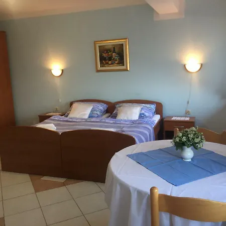 Ana Apartament *