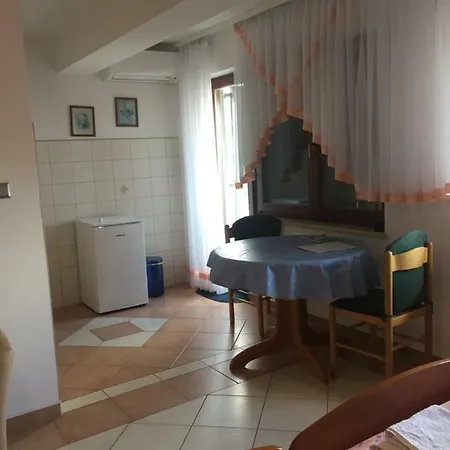 Ana Apartman Abbázia